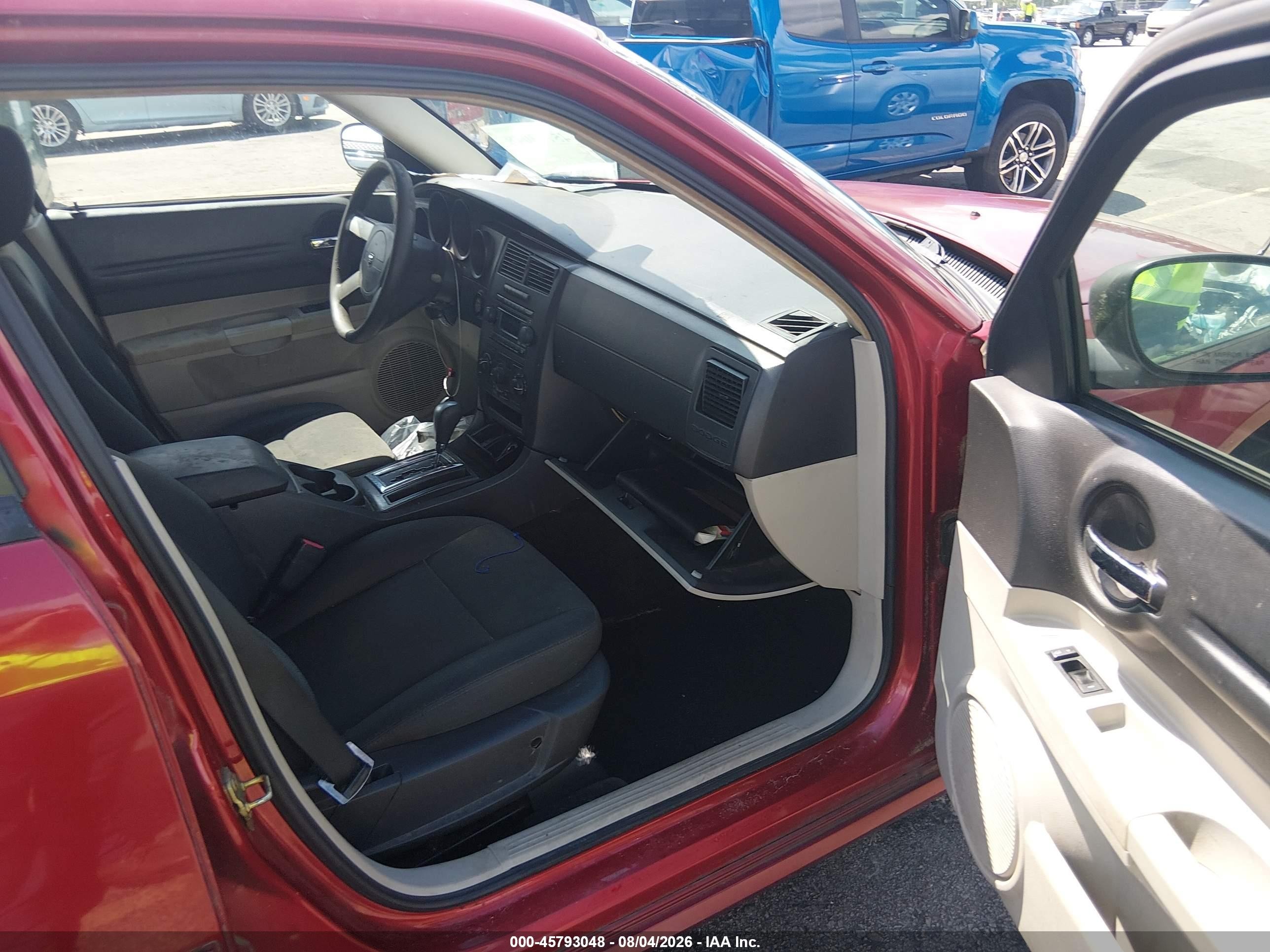2006 Dodge Magnum Red vin: 2D4FV47T86H241198