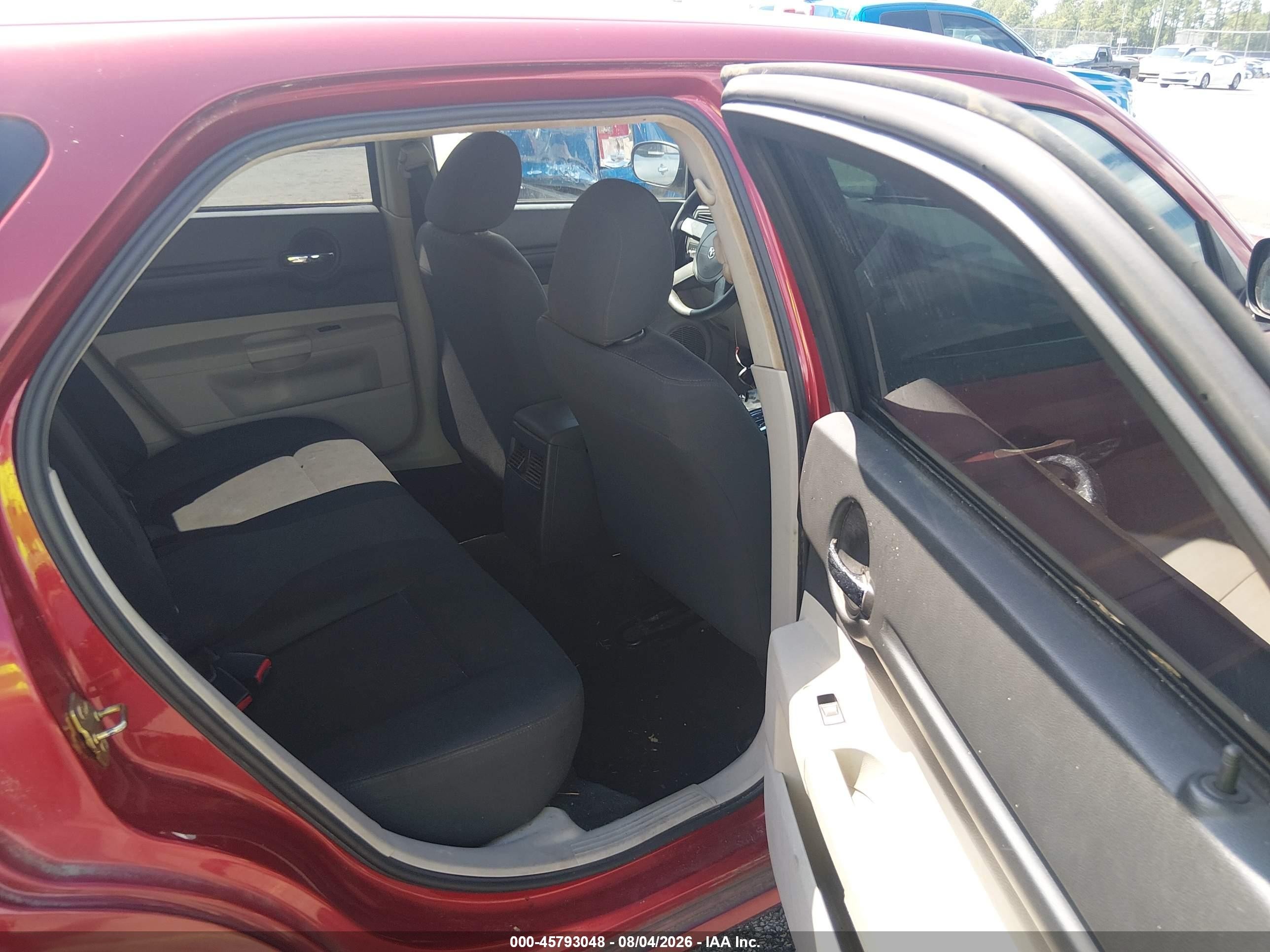 2006 Dodge Magnum Red vin: 2D4FV47T86H241198