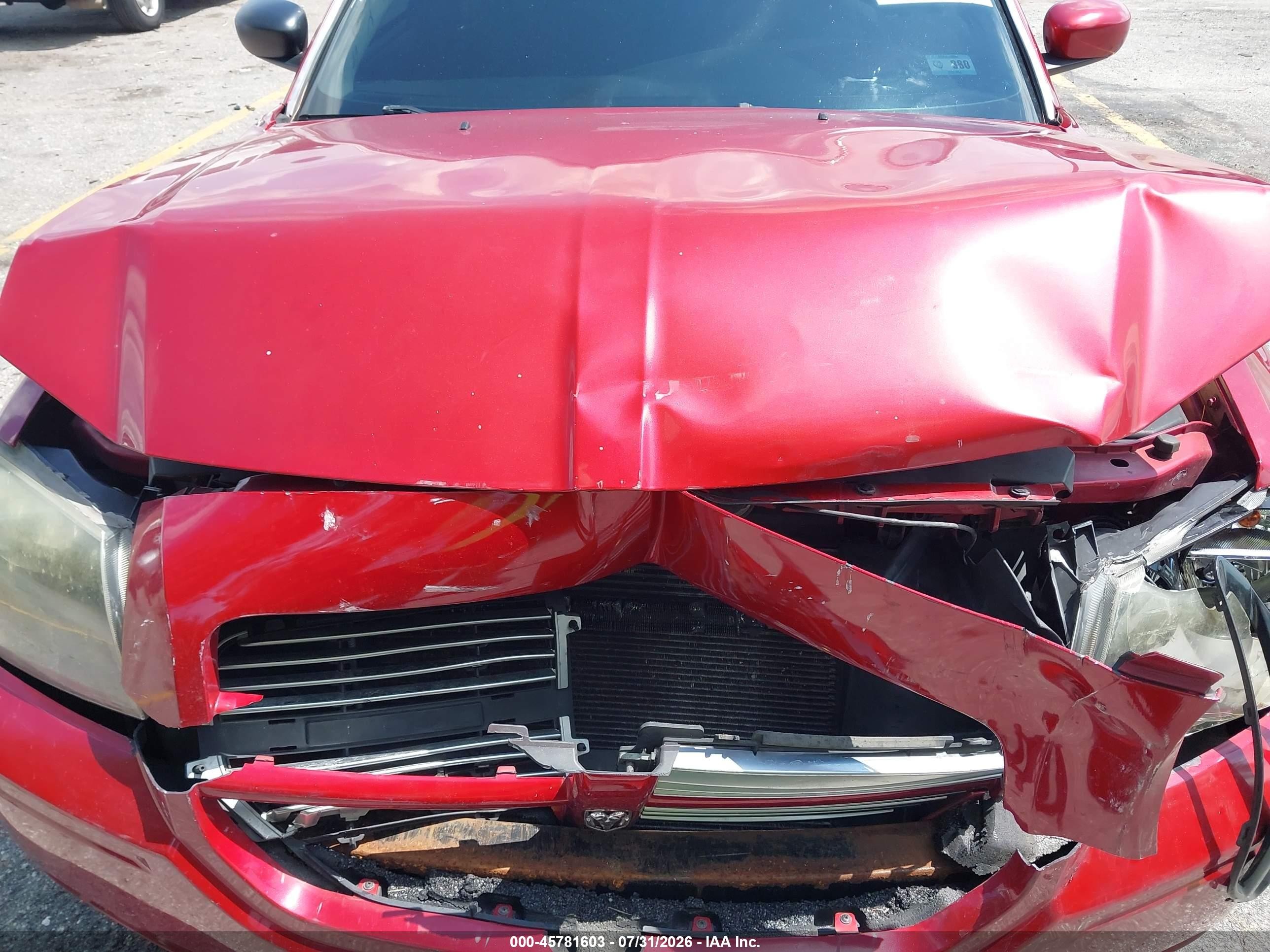 2006 Dodge Magnum   Red vin: 2D4FV47V06H453997