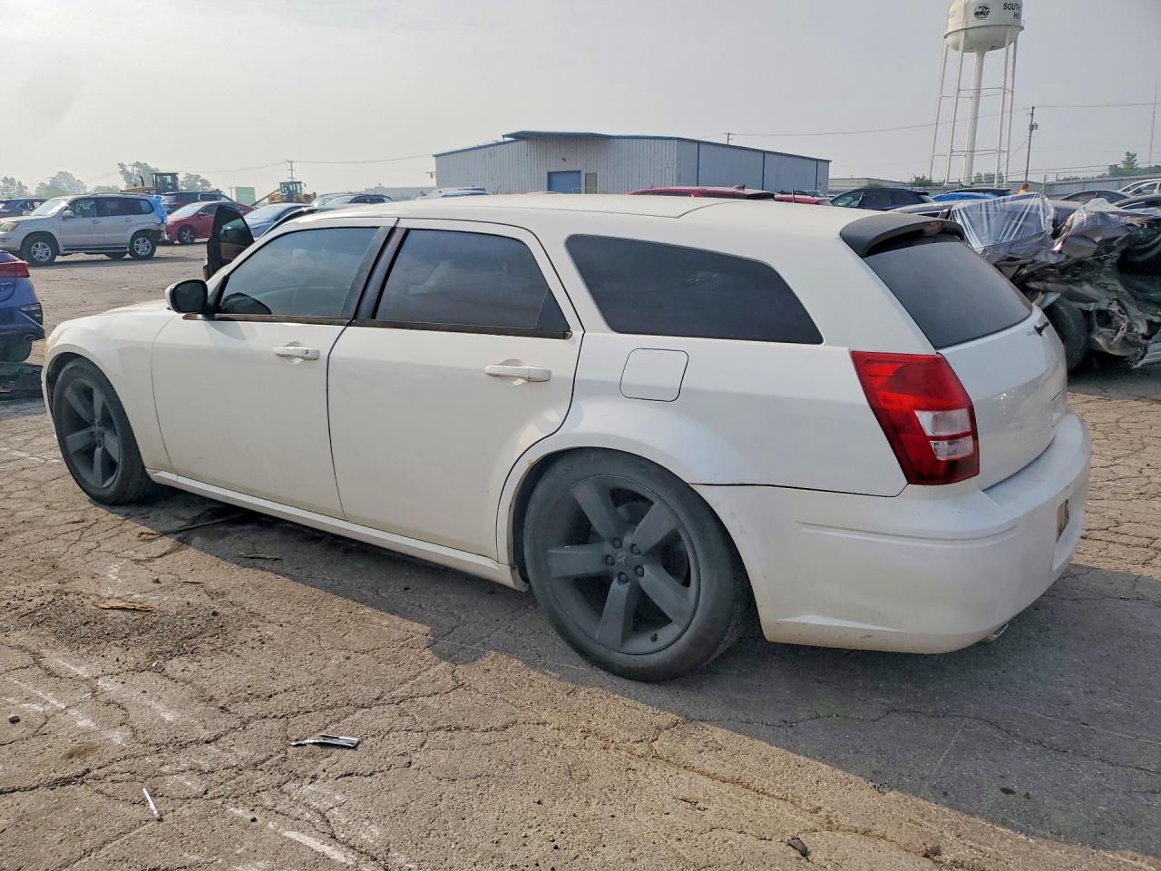 2007 Dodge Magnum Sxt White vin: 2D4FV47V27H900038