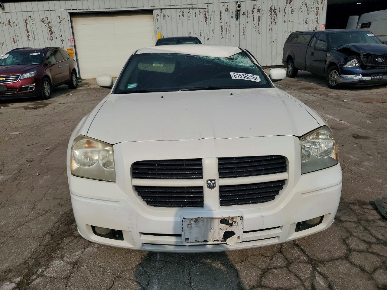 2007 Dodge Magnum Sxt White vin: 2D4FV47V27H900038