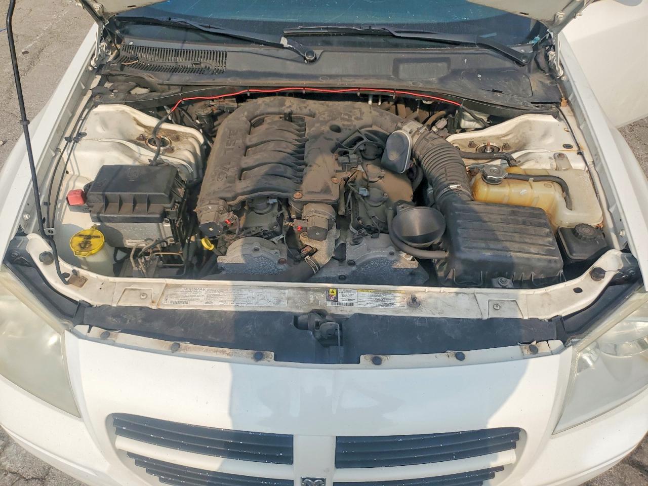 2007 Dodge Magnum Sxt White vin: 2D4FV47V27H900038