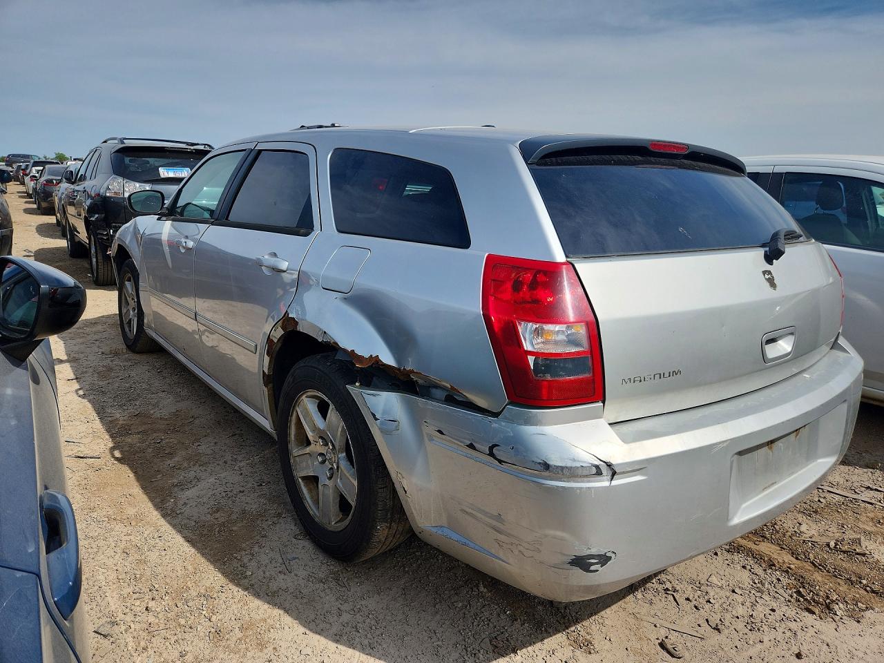 2006 Dodge Magnum Sxt Silver vin: 2D4FV47V36H391902