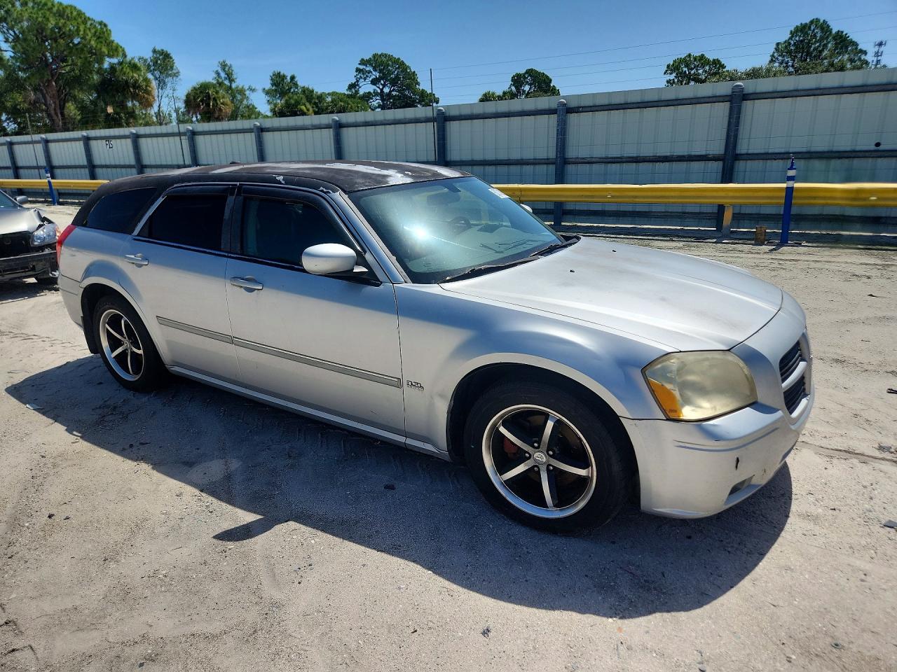 2007 Dodge Magnum Sxt Silver vin: 2D4FV47V77H654250