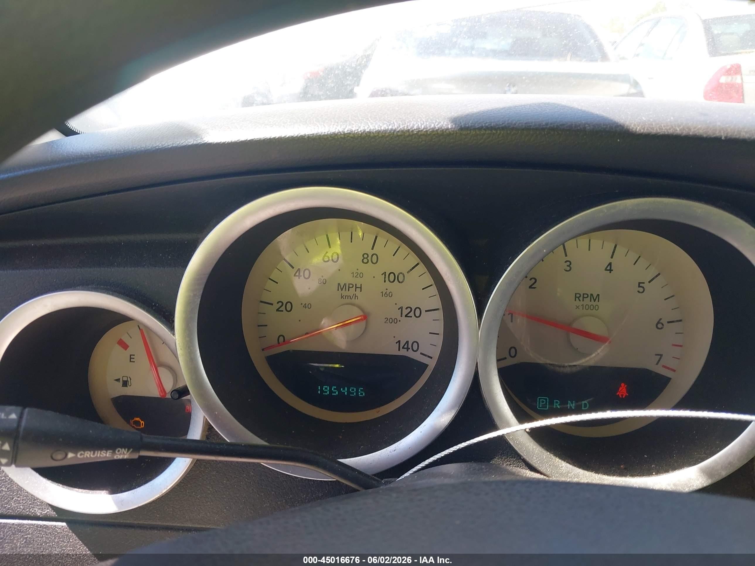 2007 Dodge Magnum   Серебряный vin: 2D4FV47V87H712978