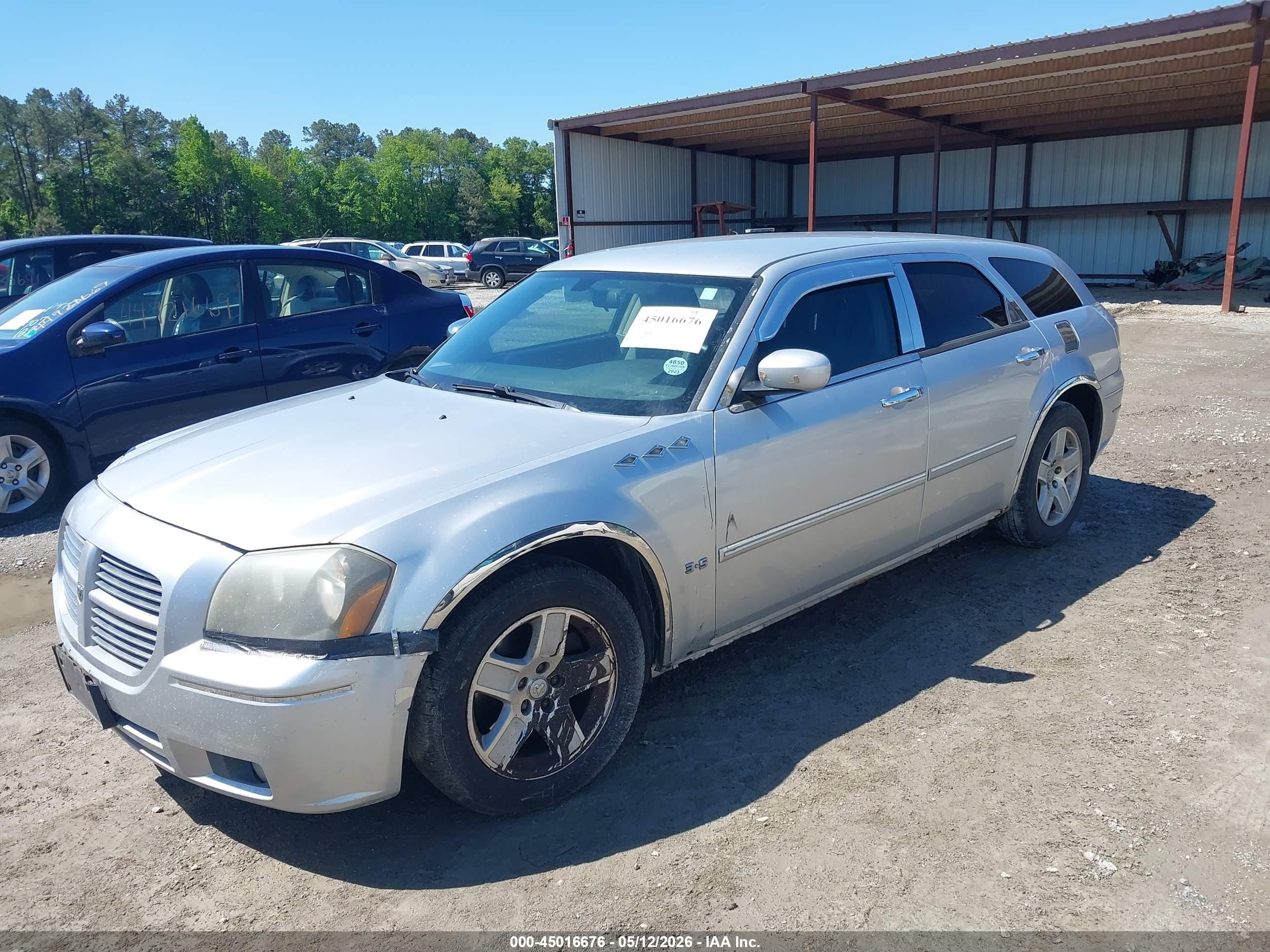 2007 Dodge Magnum   Серебряный vin: 2D4FV47V87H712978