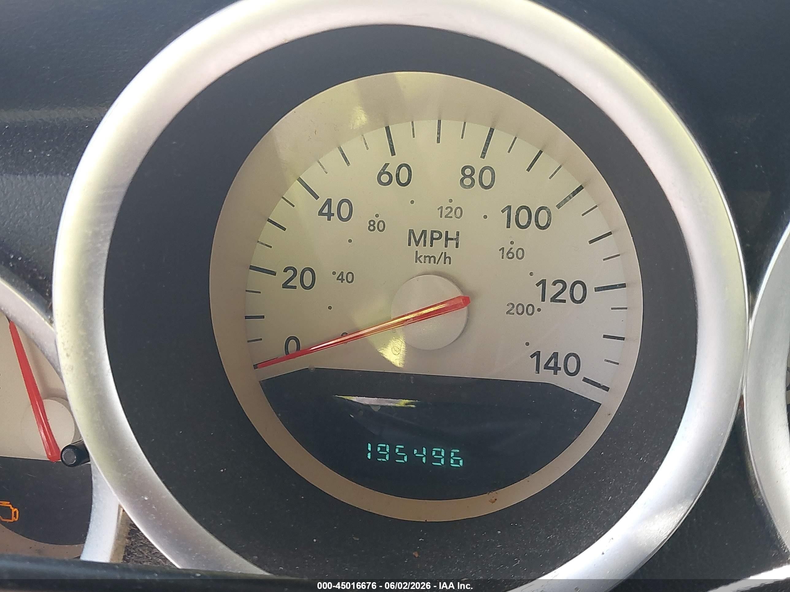 2007 Dodge Magnum   Серебряный vin: 2D4FV47V87H712978