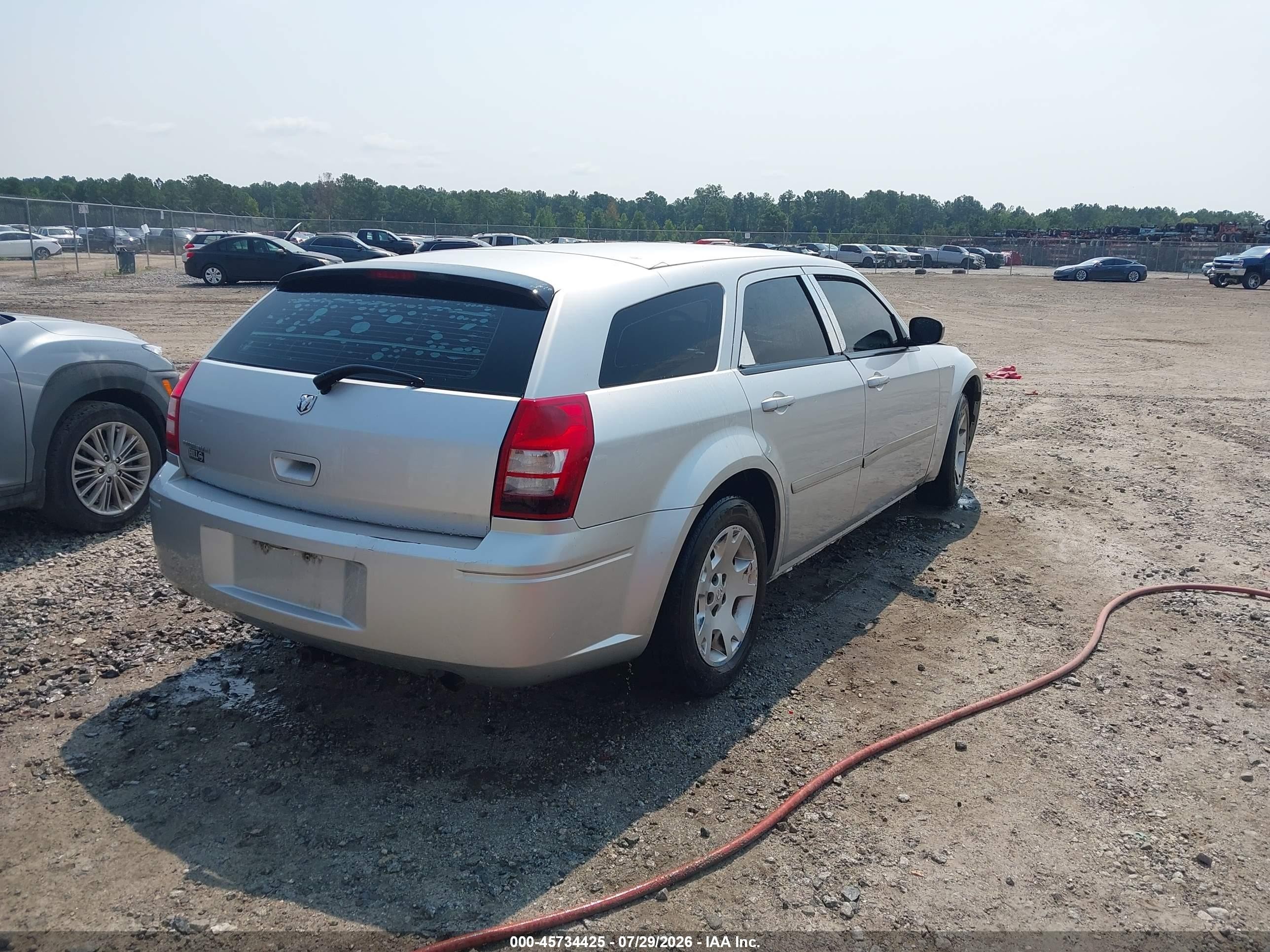 2005 Dodge Magnum Se Silver vin: 2D4FV48T15H593262