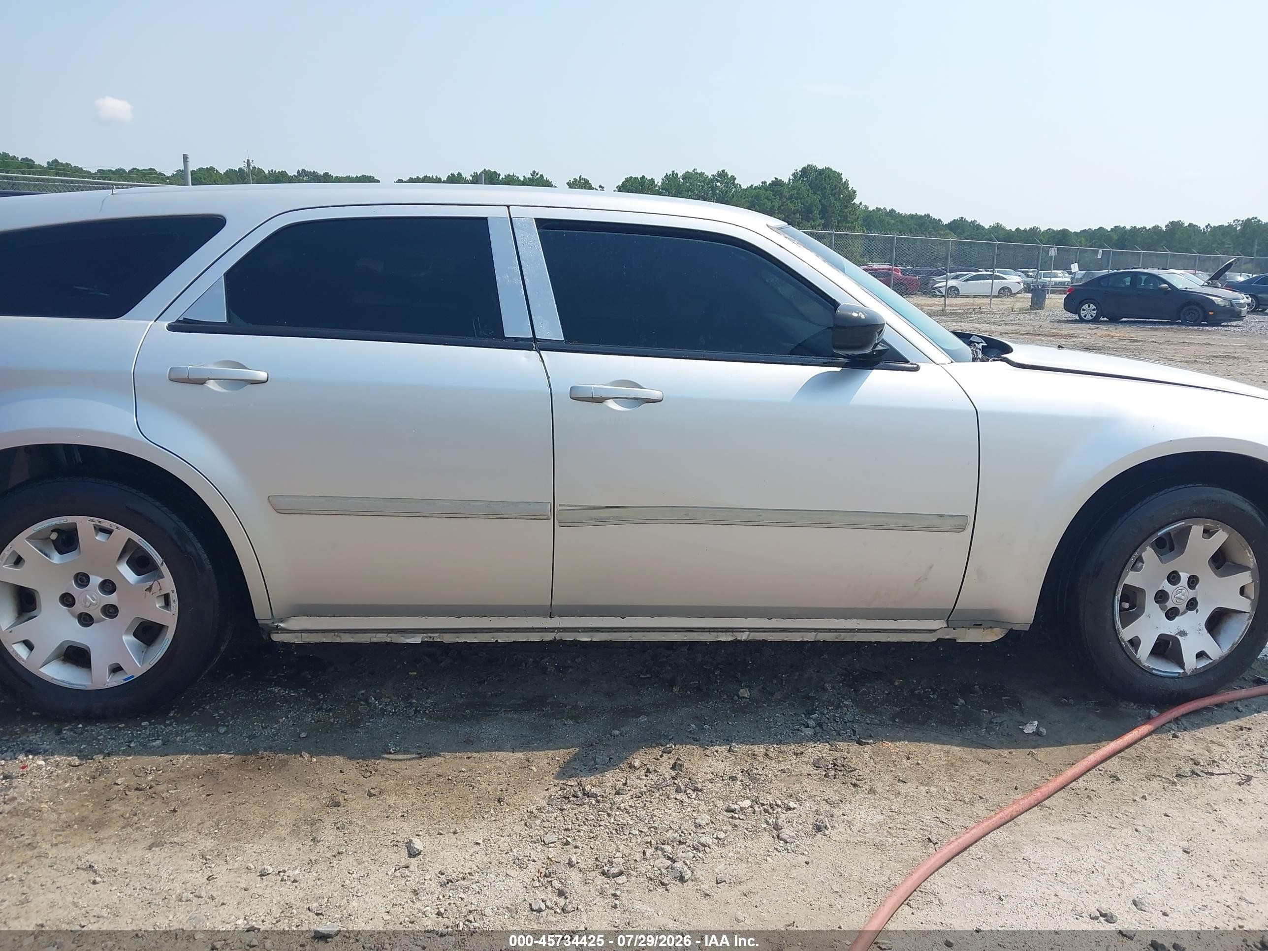 2005 Dodge Magnum Se Silver vin: 2D4FV48T15H593262