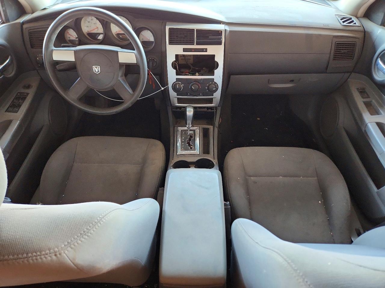 2005 Dodge Magnum Se Cream vin: 2D4FV48T45H598956
