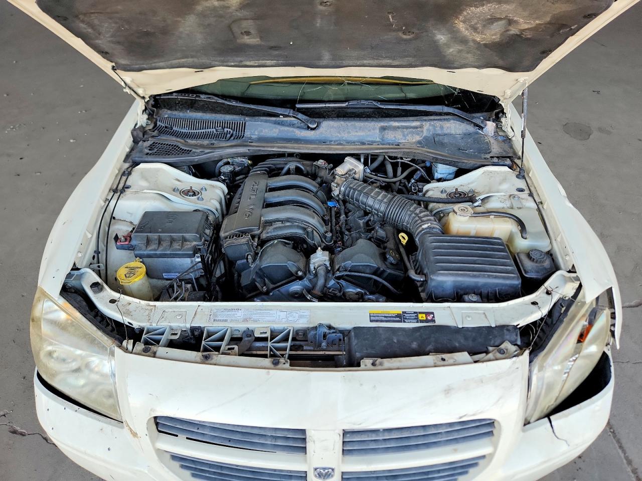 2005 Dodge Magnum Se Cream vin: 2D4FV48T45H598956