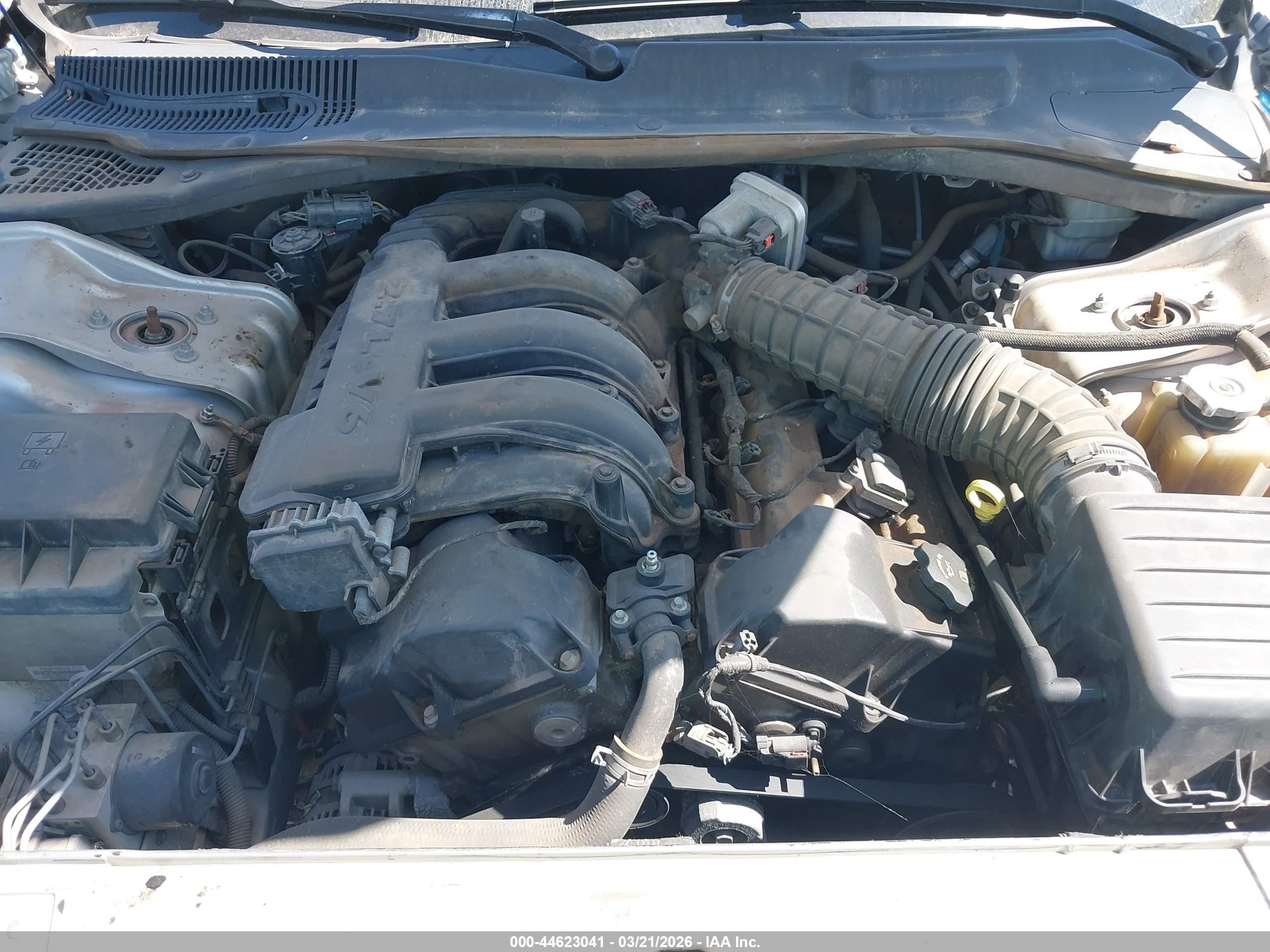 2005 Dodge Magnum Se Silver vin: 2D4FV48T65H621945