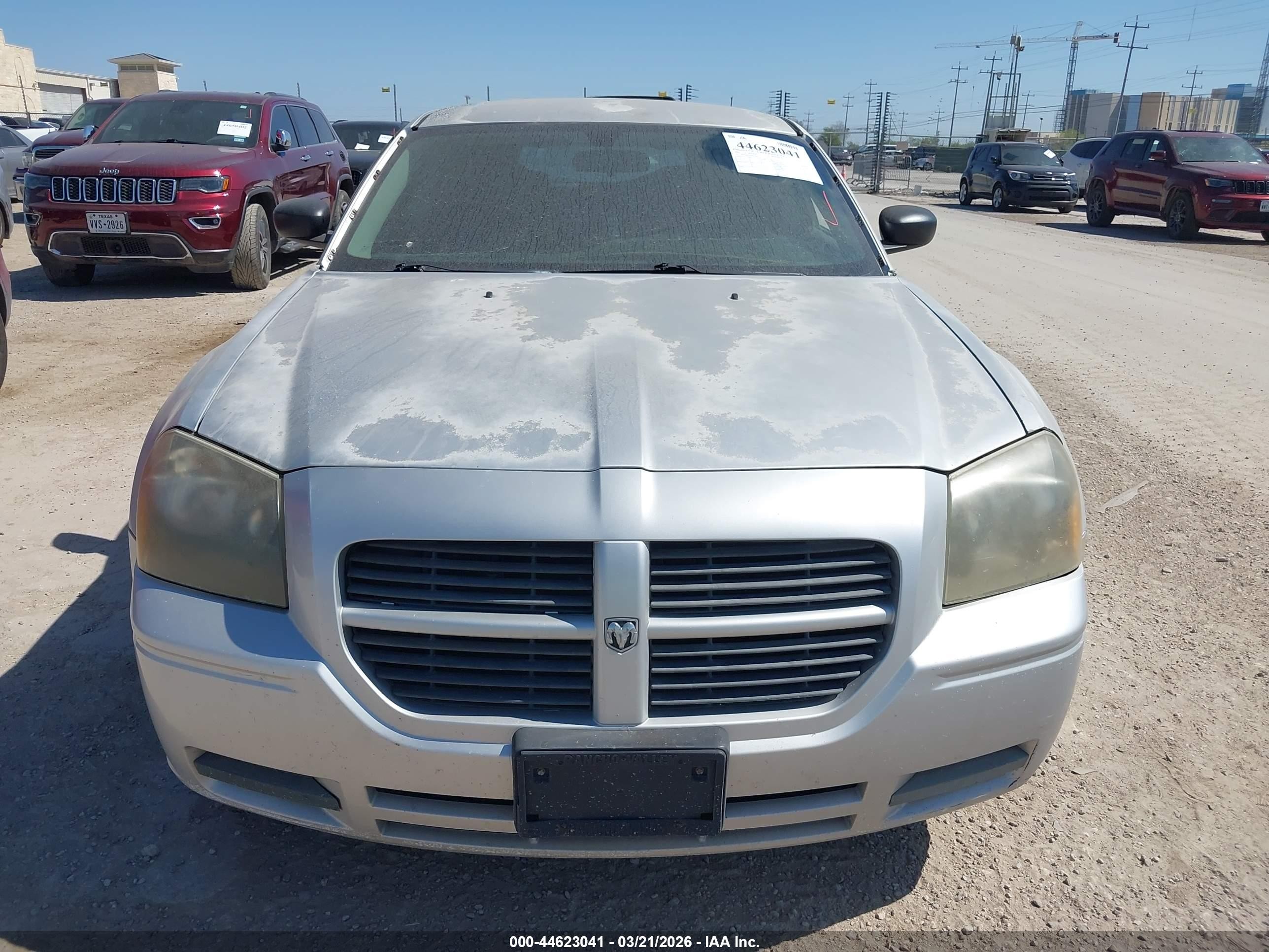 2005 Dodge Magnum Se Silver vin: 2D4FV48T65H621945