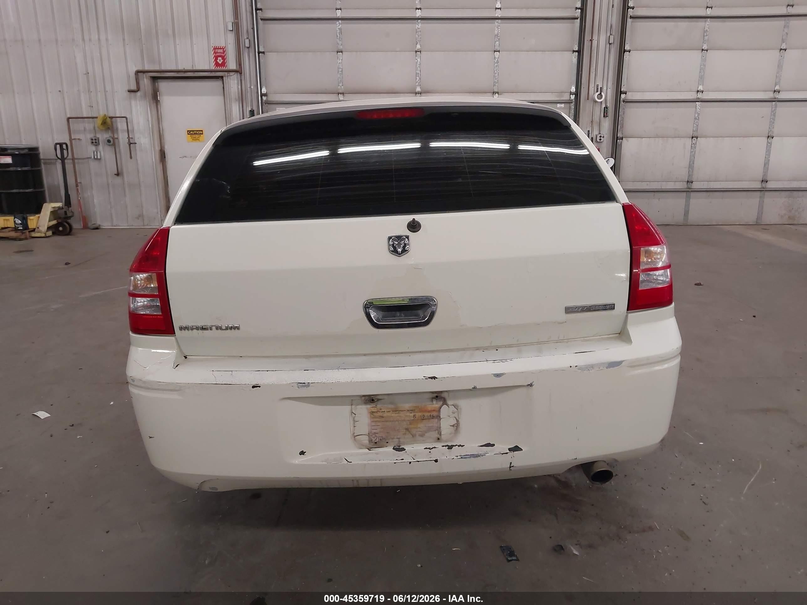 2005 Dodge Magnum Se Beige vin: 2D4FV48T85H628590