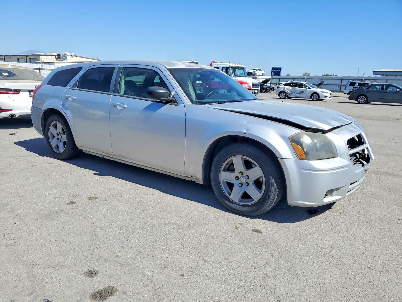 2005 Dodge Magnum Sxt Silver vin: 2D4FV48V35H158826
