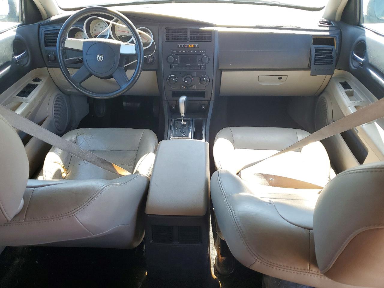 2005 Dodge Magnum Sxt Silver vin: 2D4FV48V35H158826