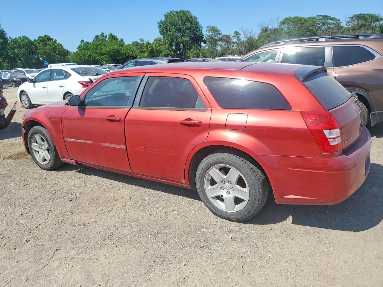 2005 Dodge Magnum Sxt Maroon vin: 2D4FV48V35H562189