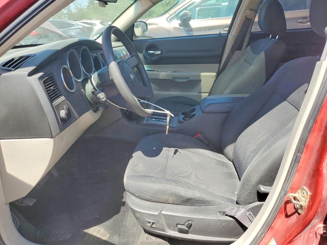 2005 Dodge Magnum Sxt Maroon vin: 2D4FV48V35H562189
