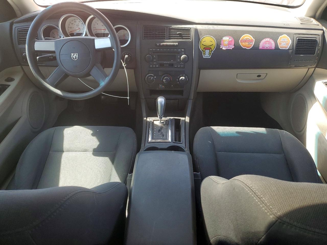 2005 Dodge Magnum Sxt Maroon vin: 2D4FV48V35H562189