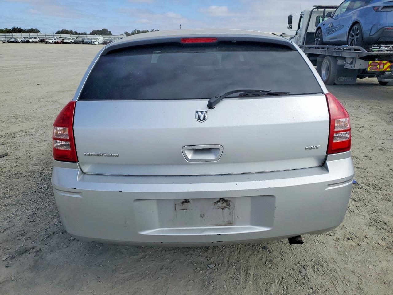 2005 Dodge Magnum Sxt Серебряный vin: 2D4FV48V55H123690