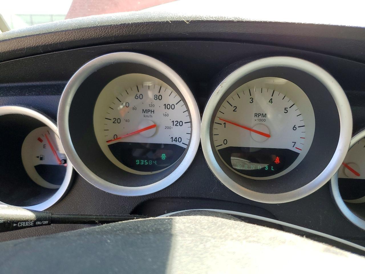 2005 Dodge Magnum Sxt Темно-бордовый vin: 2D4FV48V85H536879