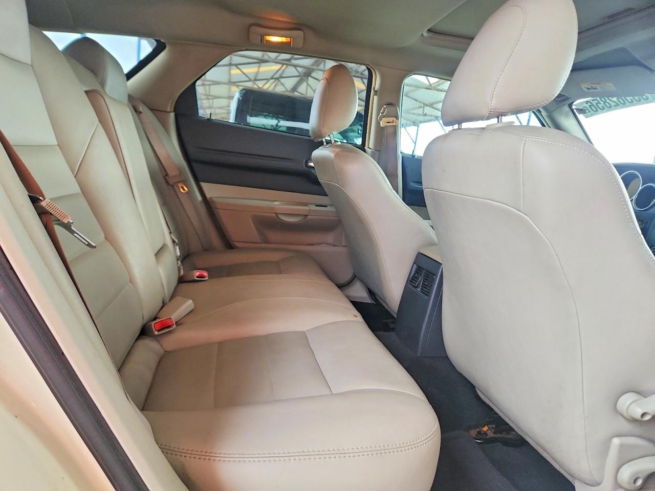 2005 Dodge Magnum Sxt White vin: 2D4FV48VX5H556941