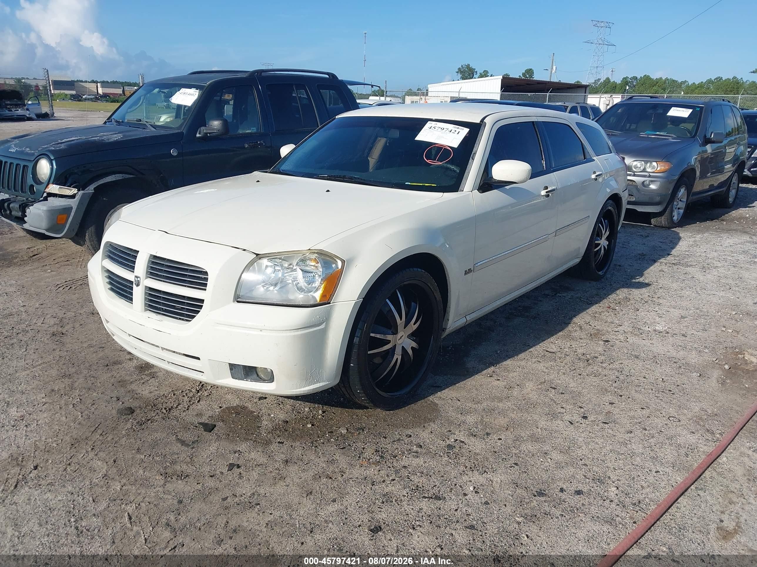 2005 Dodge Magnum Se White vin: 2D4FV48VX5H661320