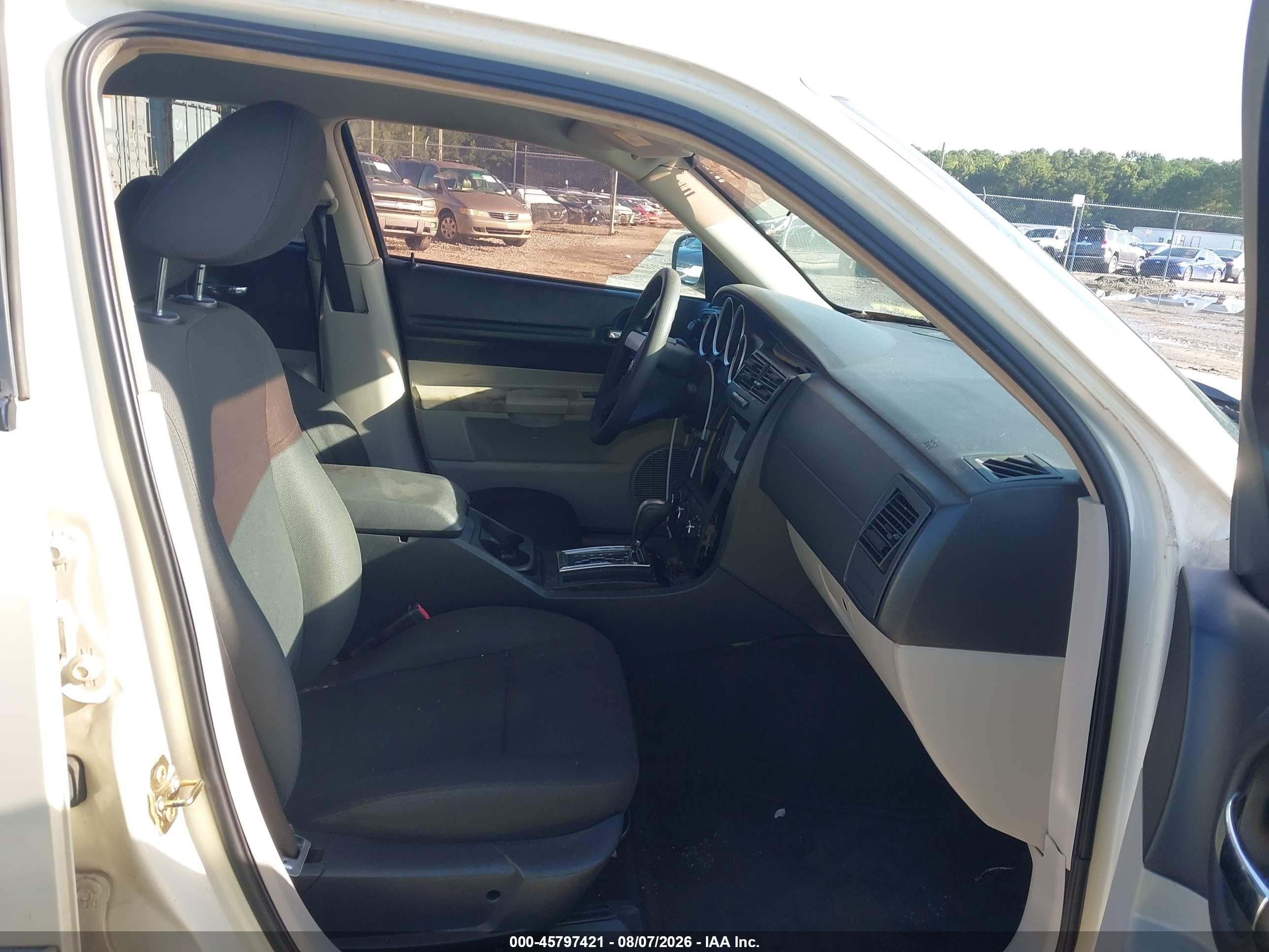 2005 Dodge Magnum Se White vin: 2D4FV48VX5H661320