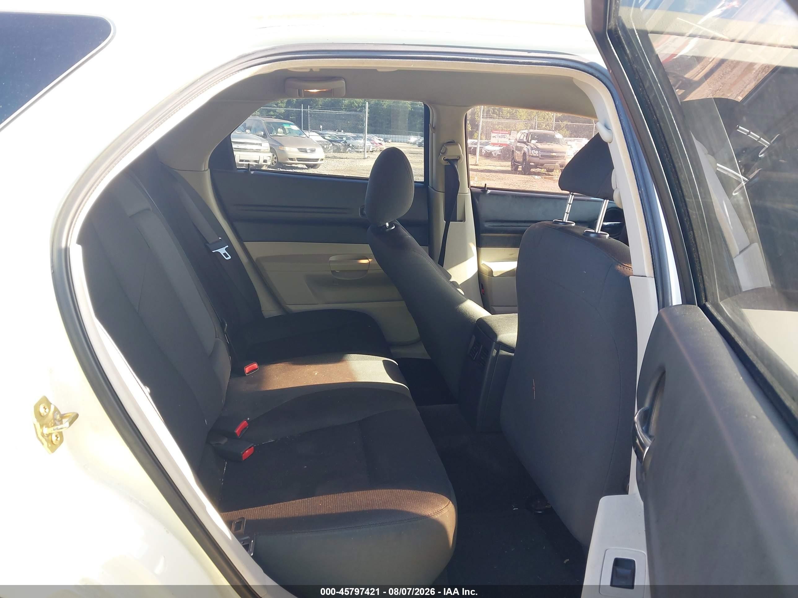 2005 Dodge Magnum Se White vin: 2D4FV48VX5H661320