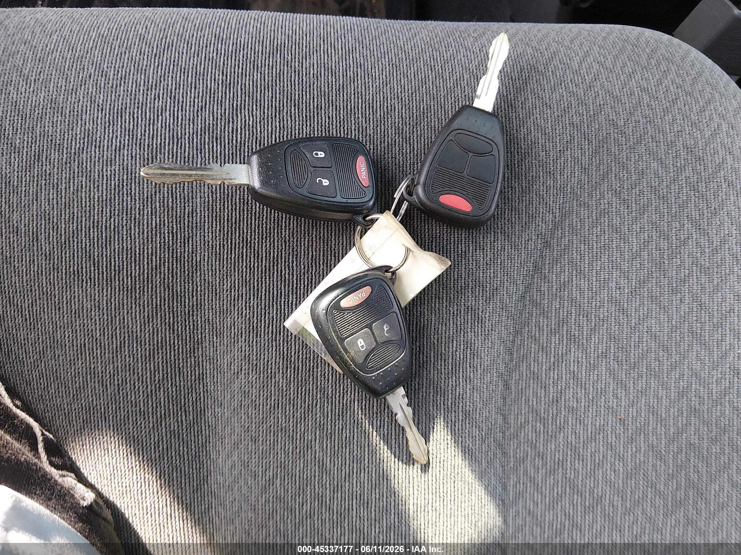 2005 Dodge Grand Caravan Se Silver vin: 2D4GP24R05R144534