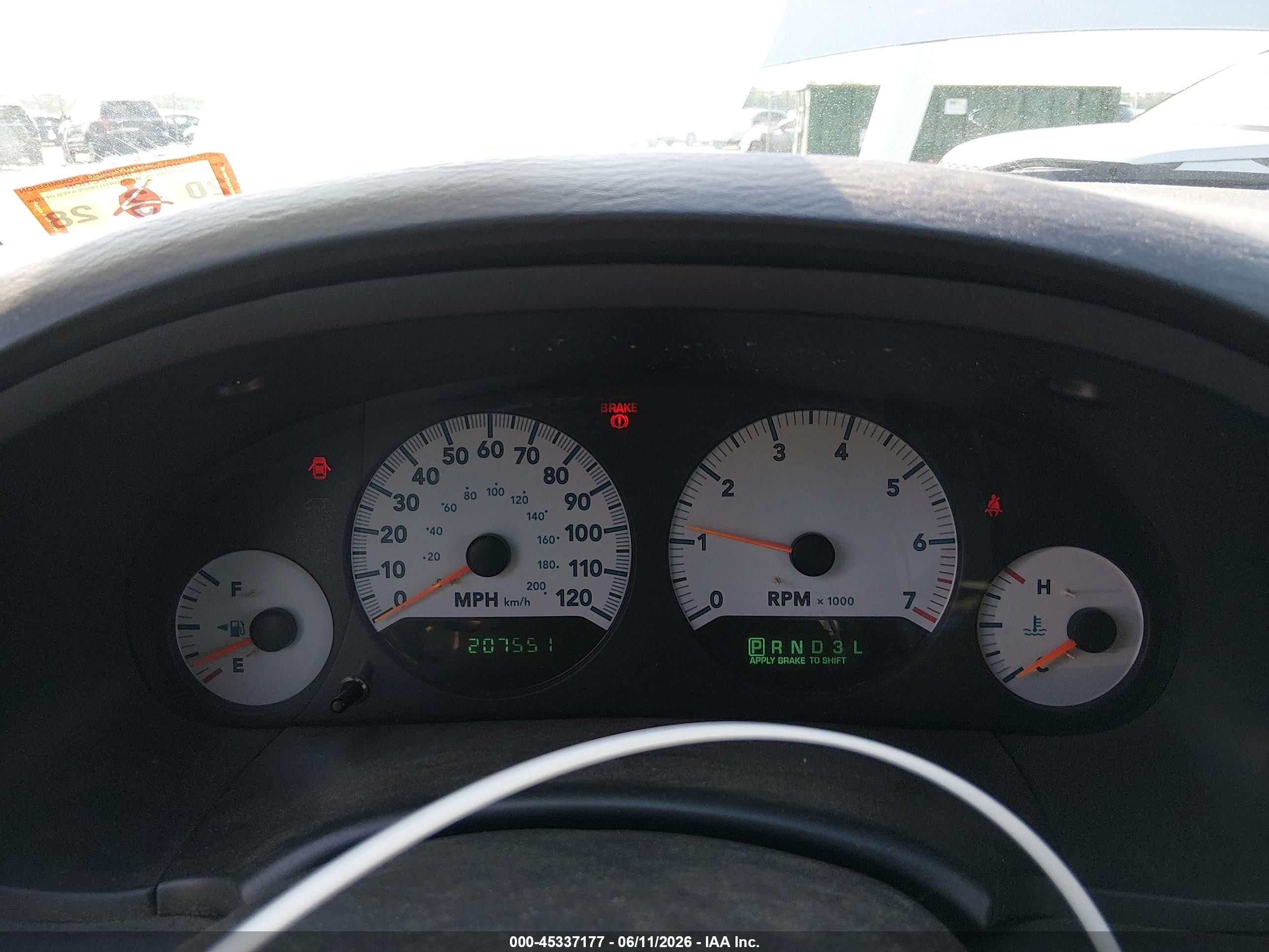 2005 Dodge Grand Caravan Se Silver vin: 2D4GP24R05R144534