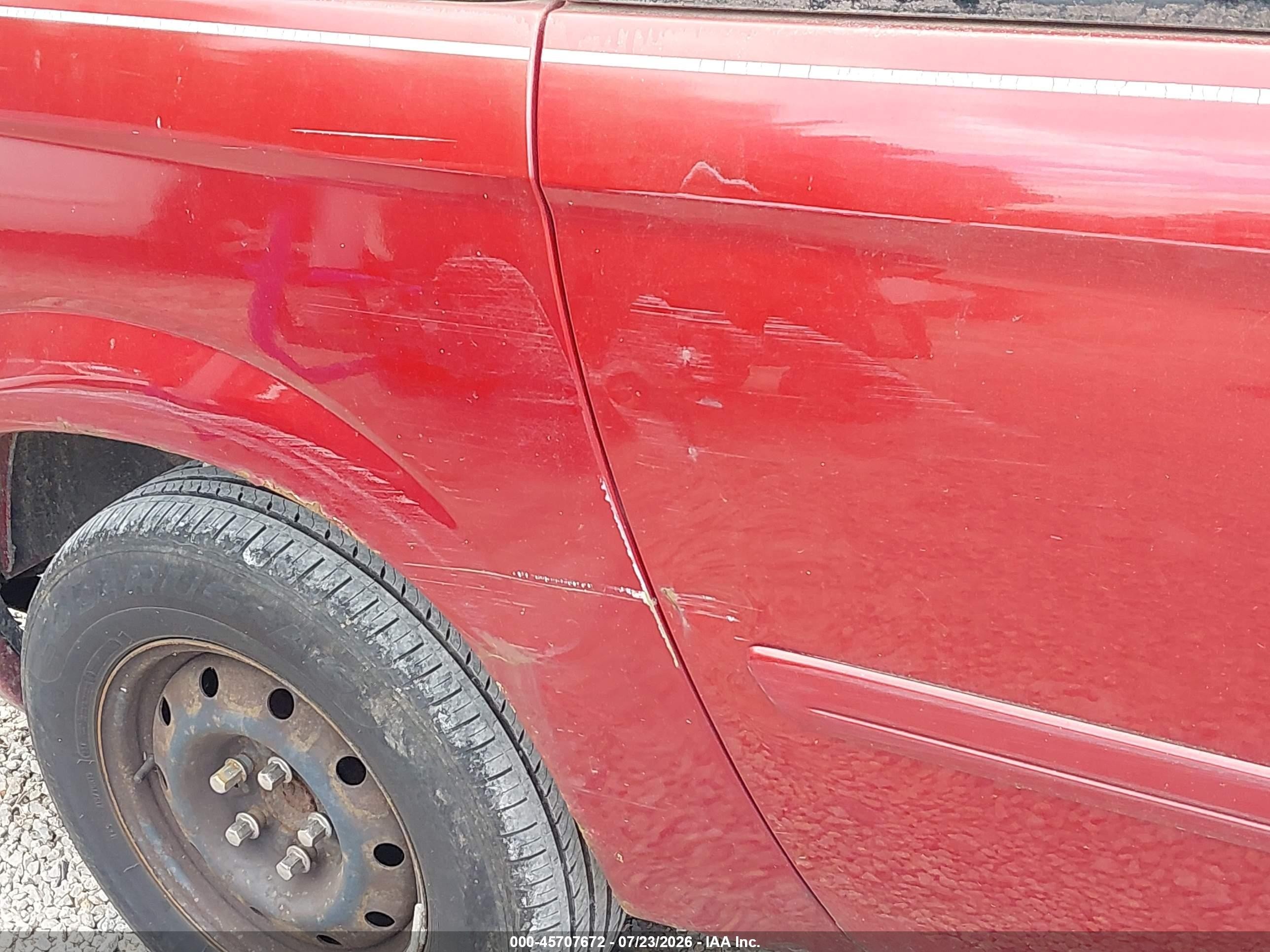 2005 Dodge Grand Caravan Se Red vin: 2D4GP24R05R296023