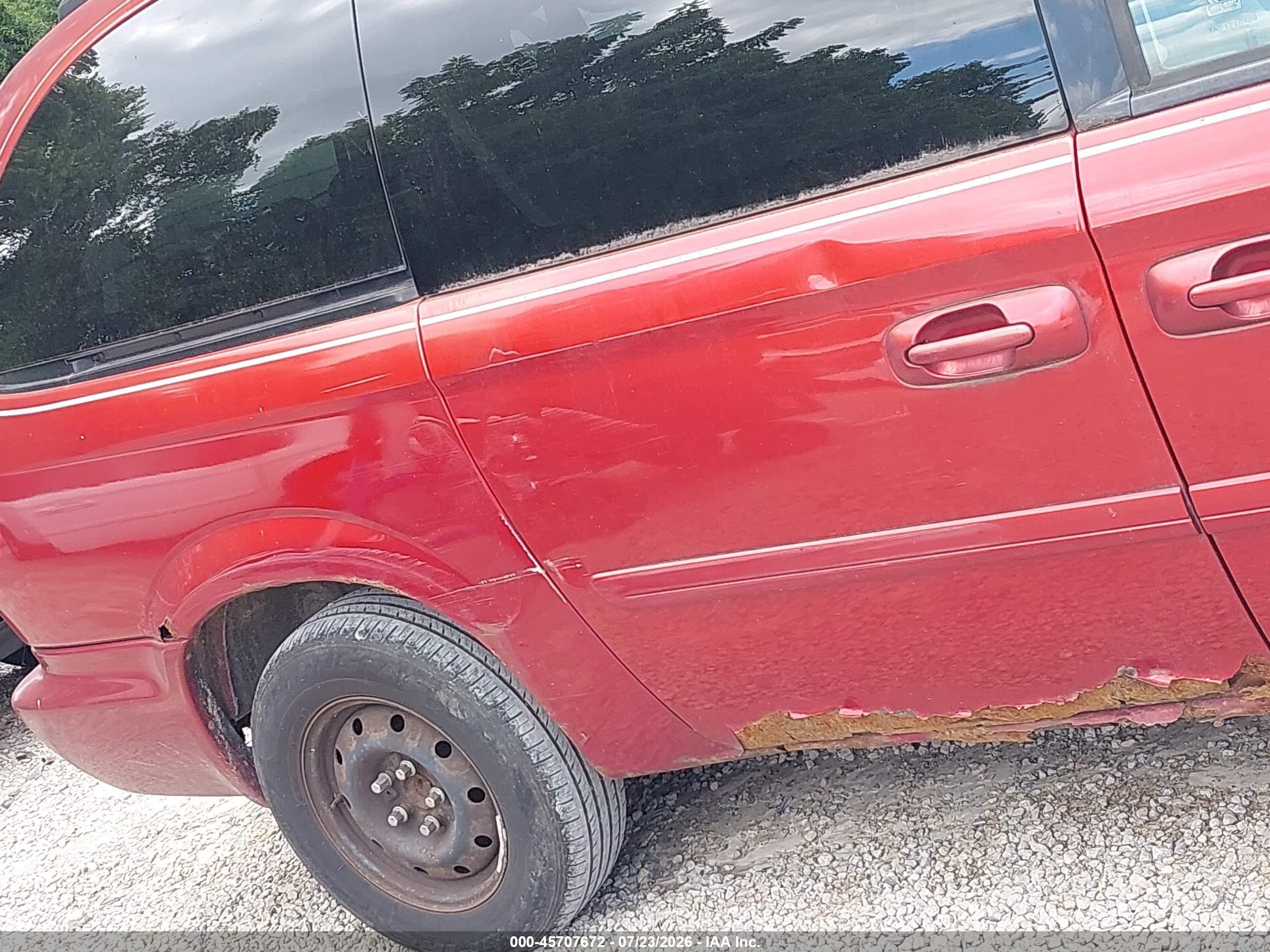 2005 Dodge Grand Caravan Se Red vin: 2D4GP24R05R296023