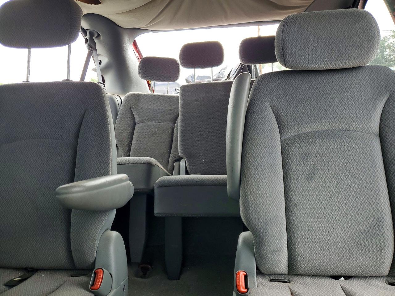 2005 Dodge Grand Caravan Se Red vin: 2D4GP24R55R349279