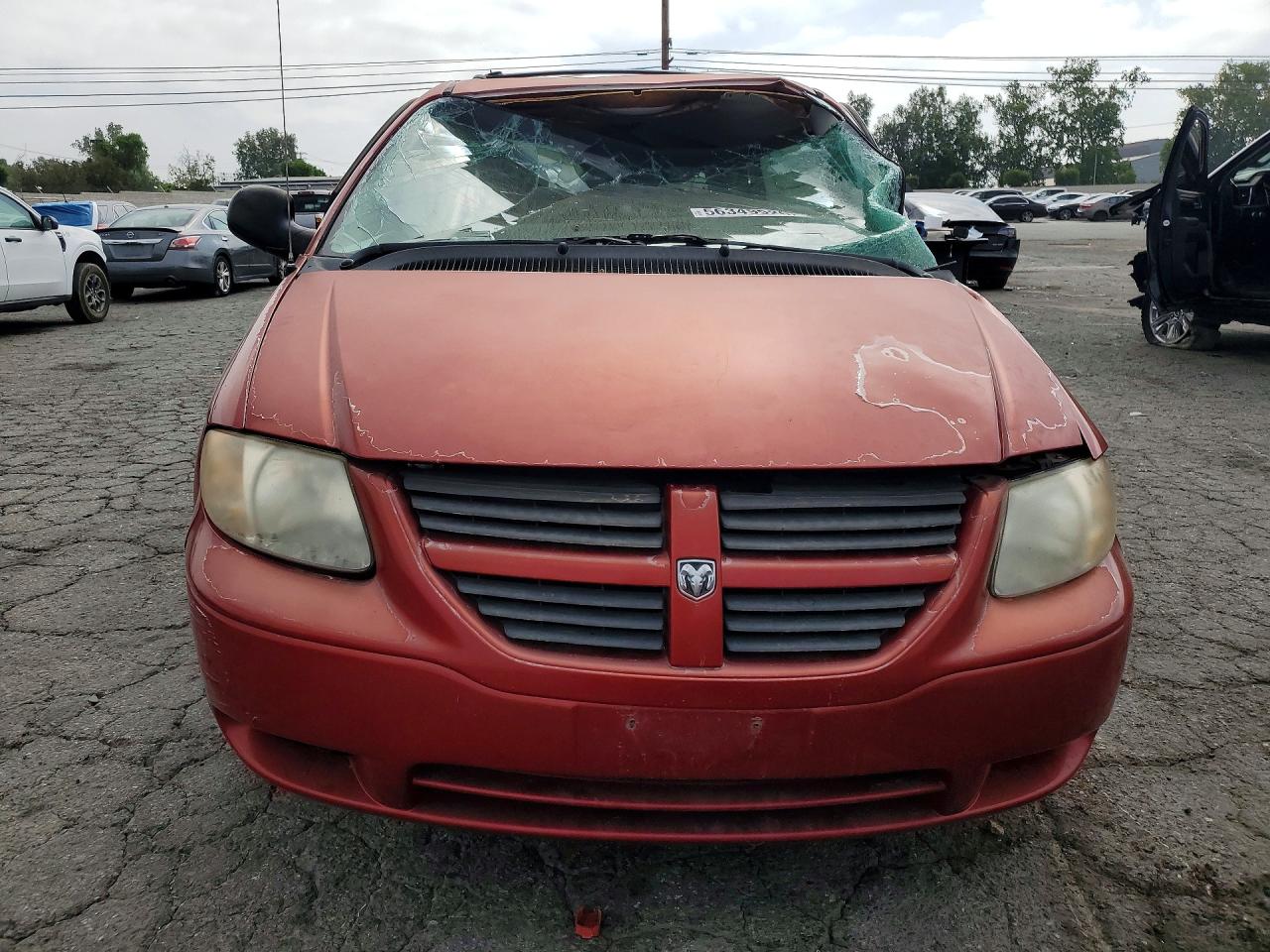 2005 Dodge Grand Caravan Se Red vin: 2D4GP24R55R349279