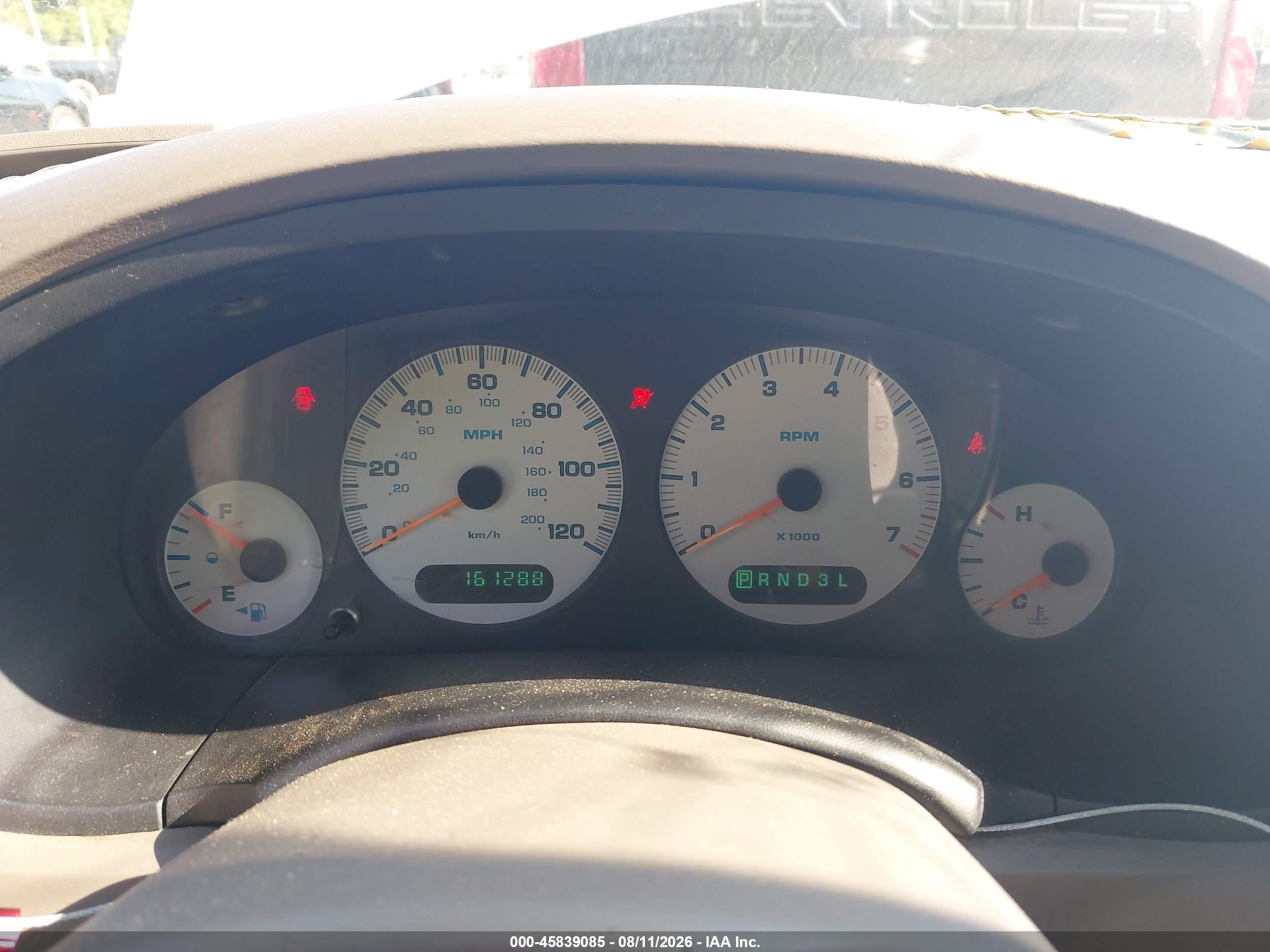 2003 Dodge Grand Caravan El Silver vin: 2D4GP34LX3R159184