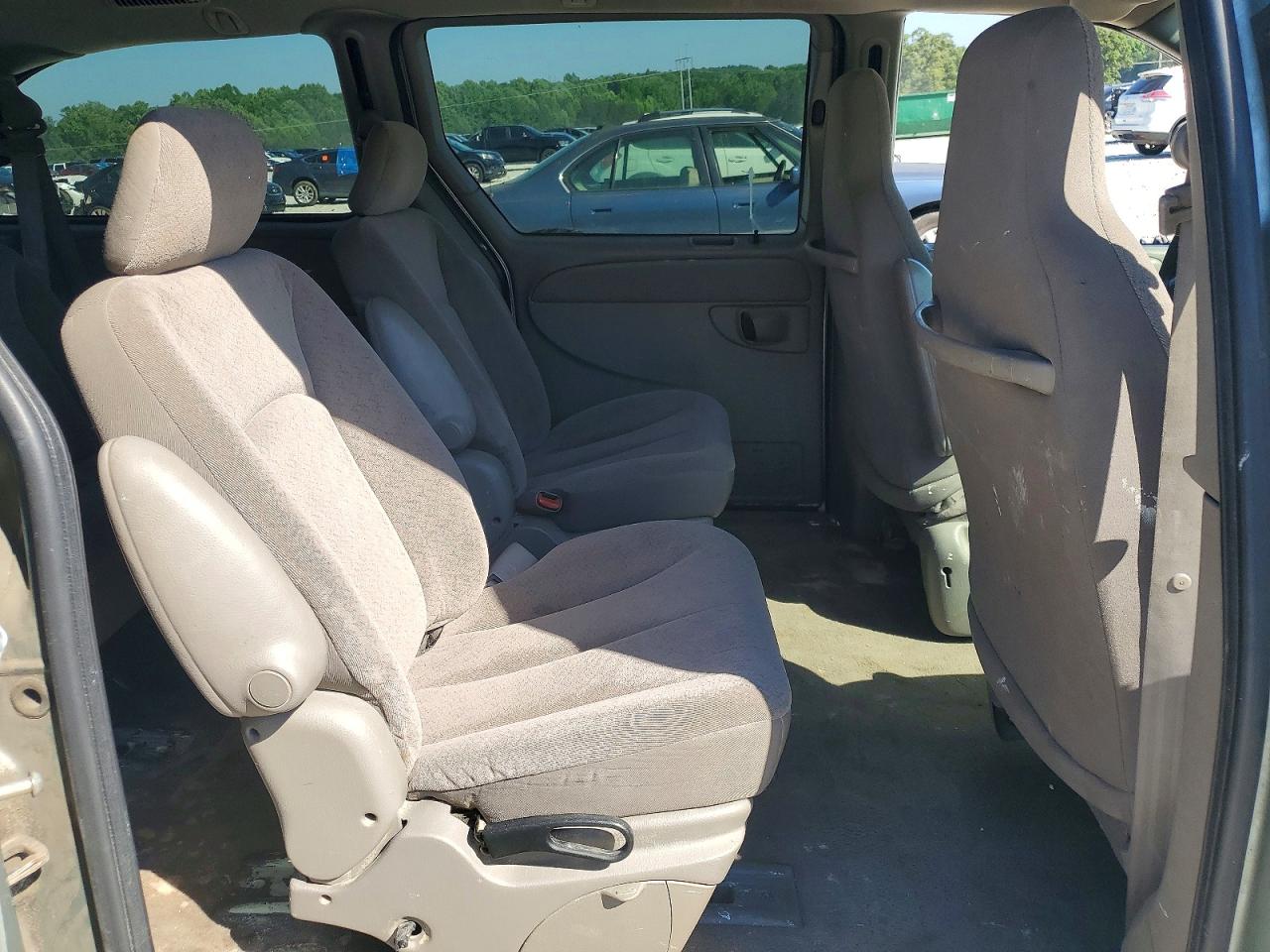 2003 Dodge Grand Caravan Sport Silver vin: 2D4GP44353R115857