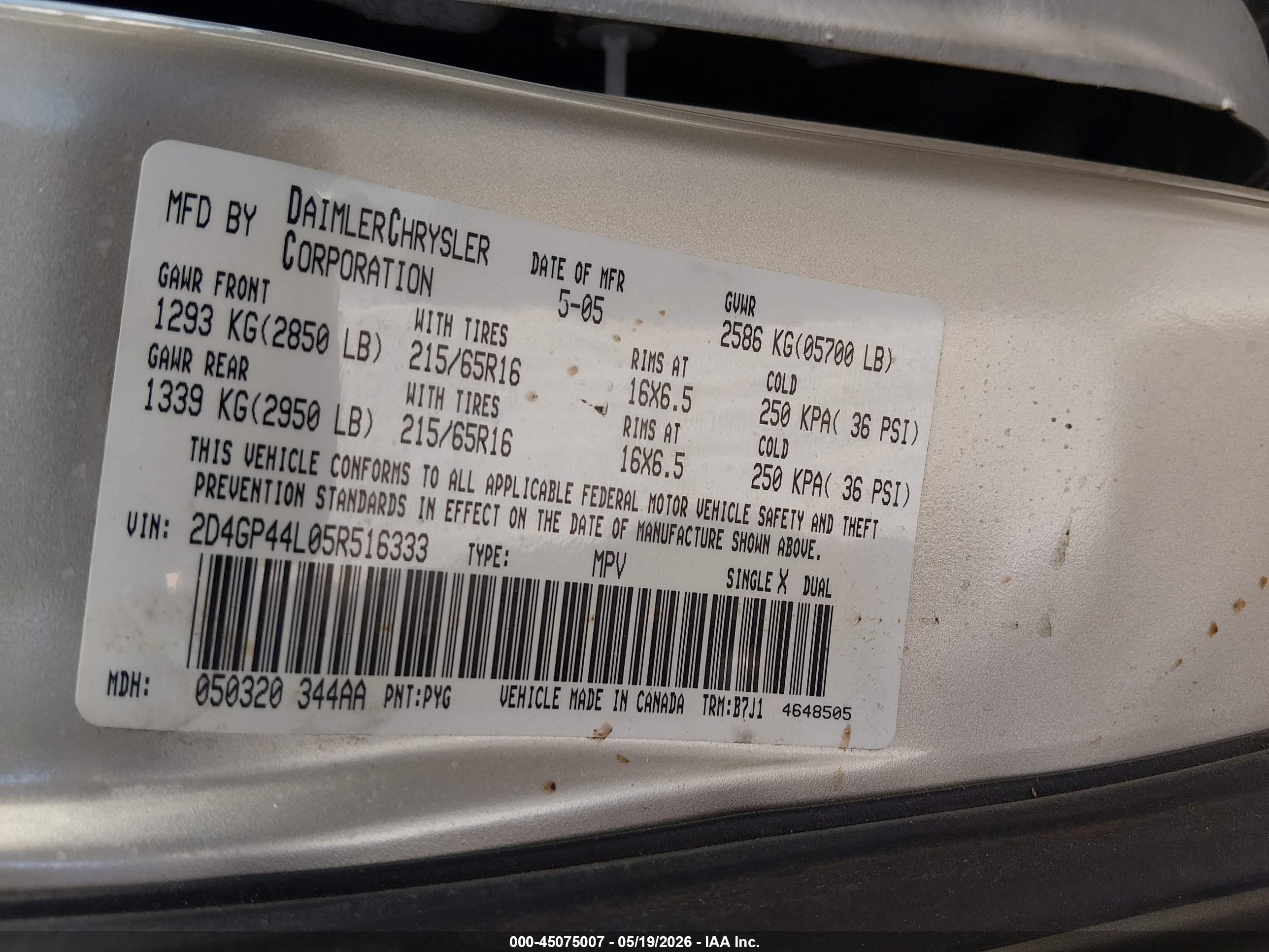 2005 Dodge Grand Caravan Sxt Gold vin: 2D4GP44L05R516333