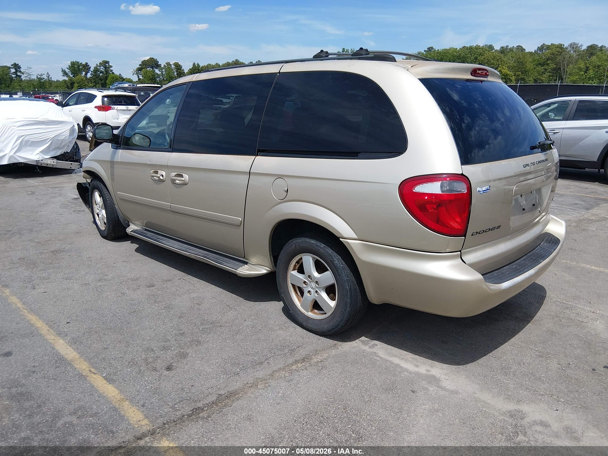 2005 Dodge Grand Caravan Sxt Gold vin: 2D4GP44L05R516333