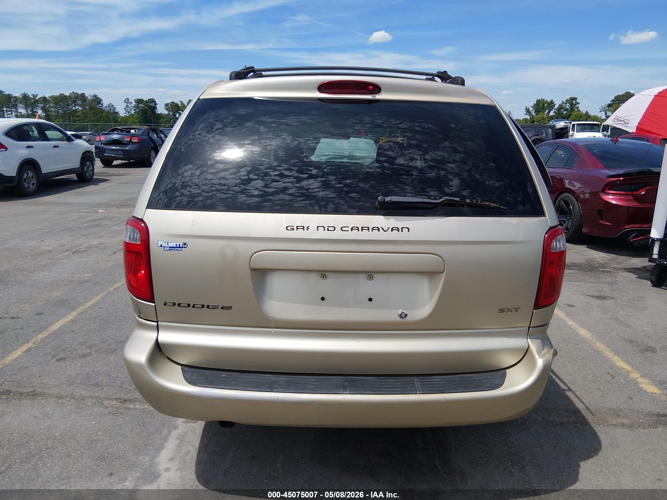 2005 Dodge Grand Caravan Sxt Gold vin: 2D4GP44L05R516333