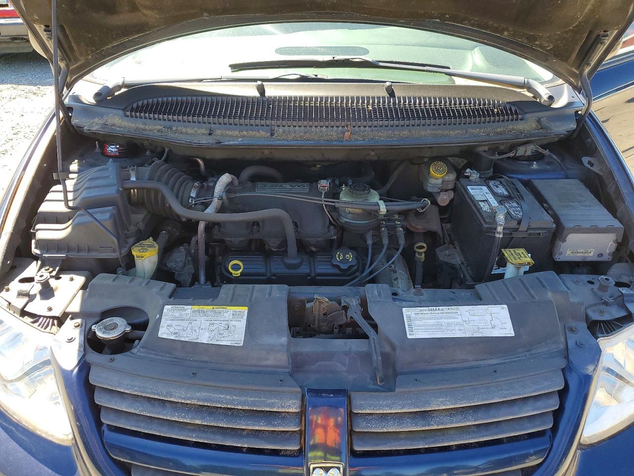 2005 Dodge Grand Caravan Sxt Blue vin: 2D4GP44L05R561904