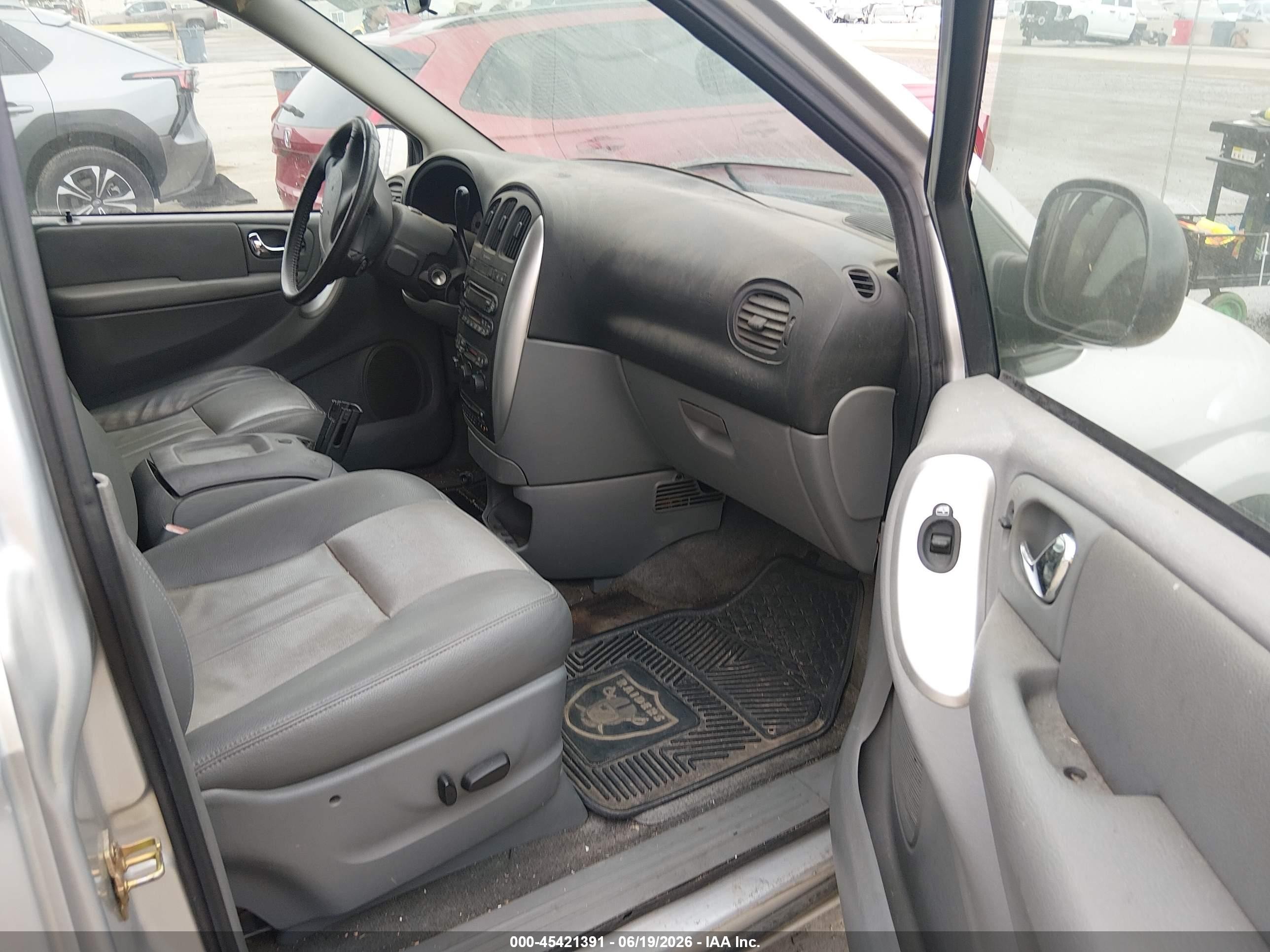 2006 Dodge Grand Caravan Sxt Gray vin: 2D4GP44L06R715545
