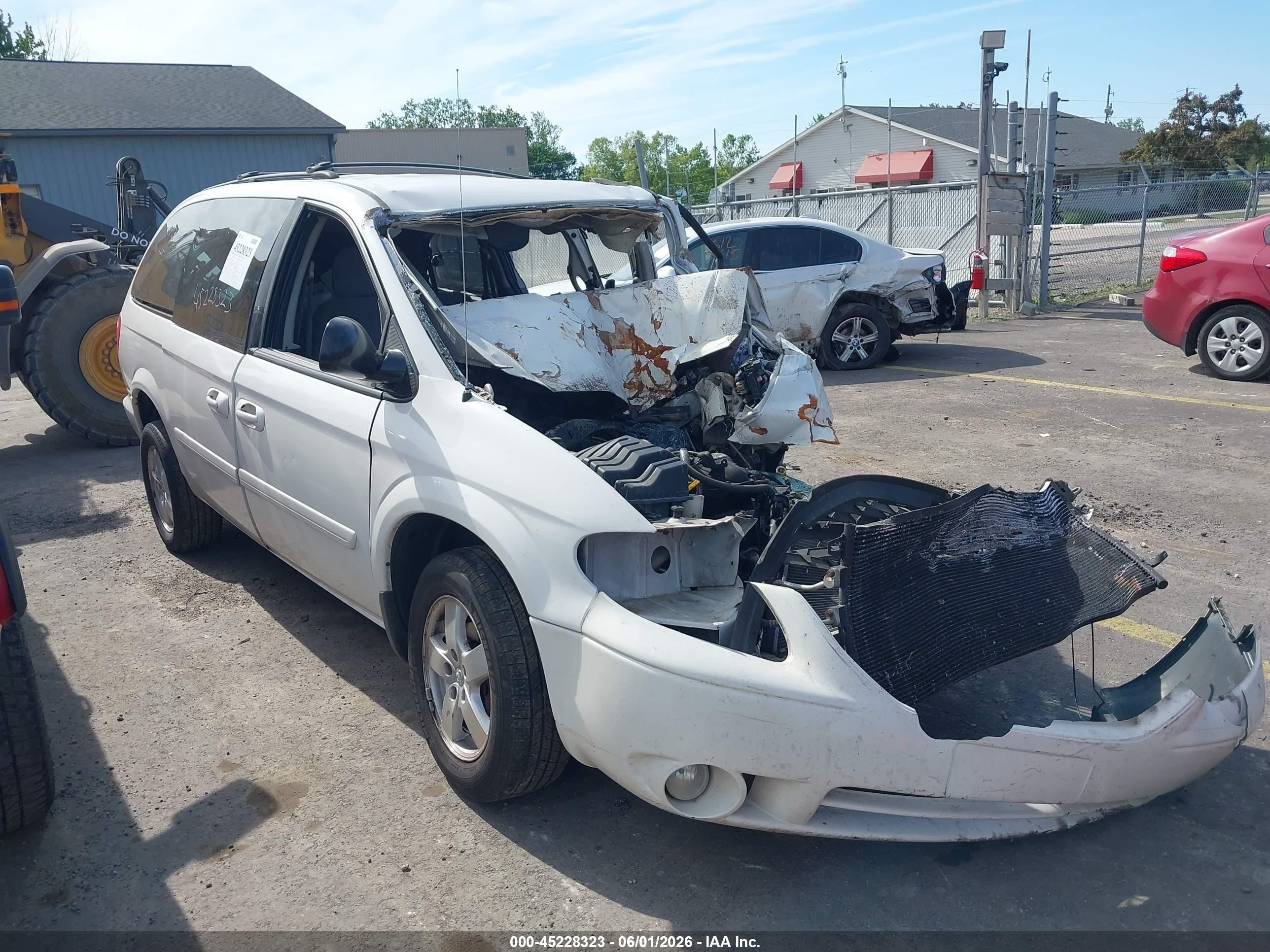 2007 Dodge Grand Caravan Sxt White vin: 2D4GP44L07R105601