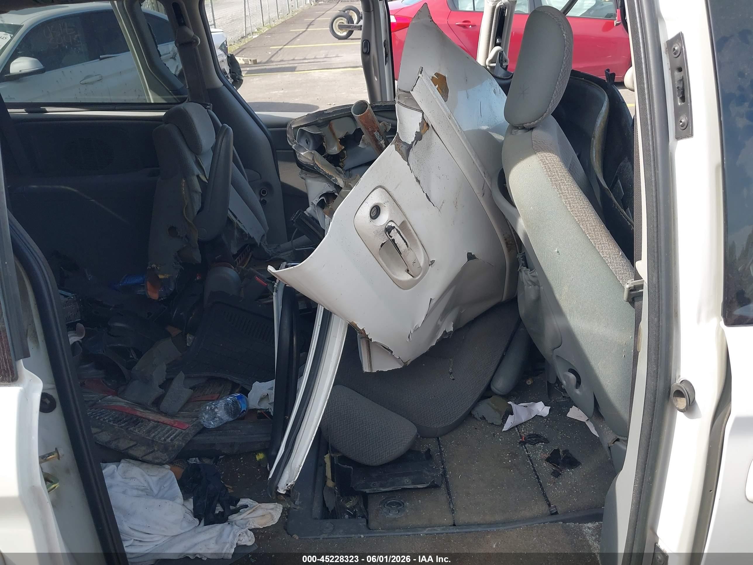 2007 Dodge Grand Caravan Sxt White vin: 2D4GP44L07R105601