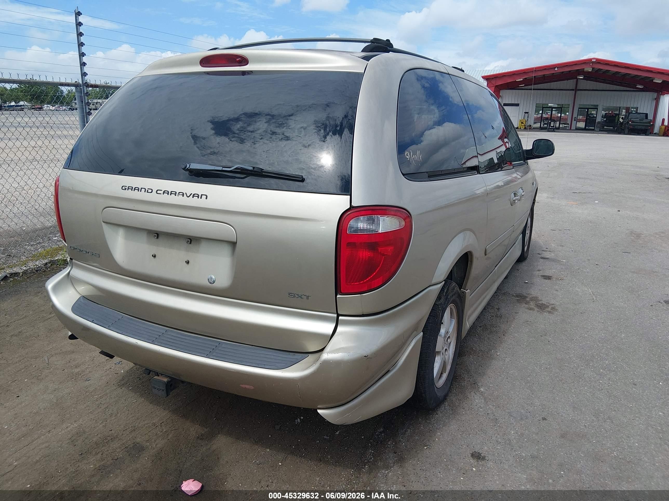 2007 Dodge Grand Caravan Sxt Gold vin: 2D4GP44L07R276994