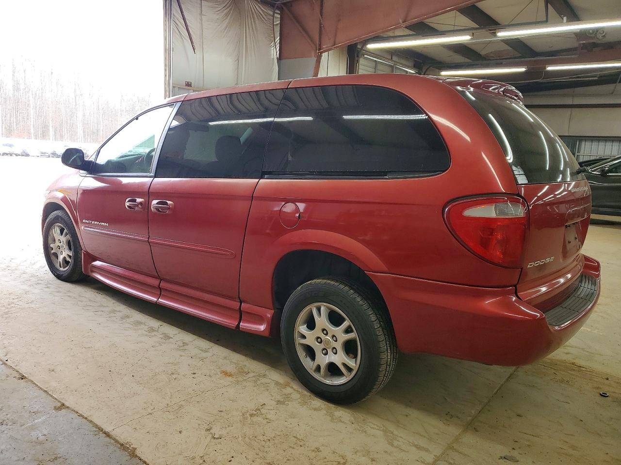 2003 Dodge Grand Caravan Sport Бордовый vin: 2D4GP44L13R186540
