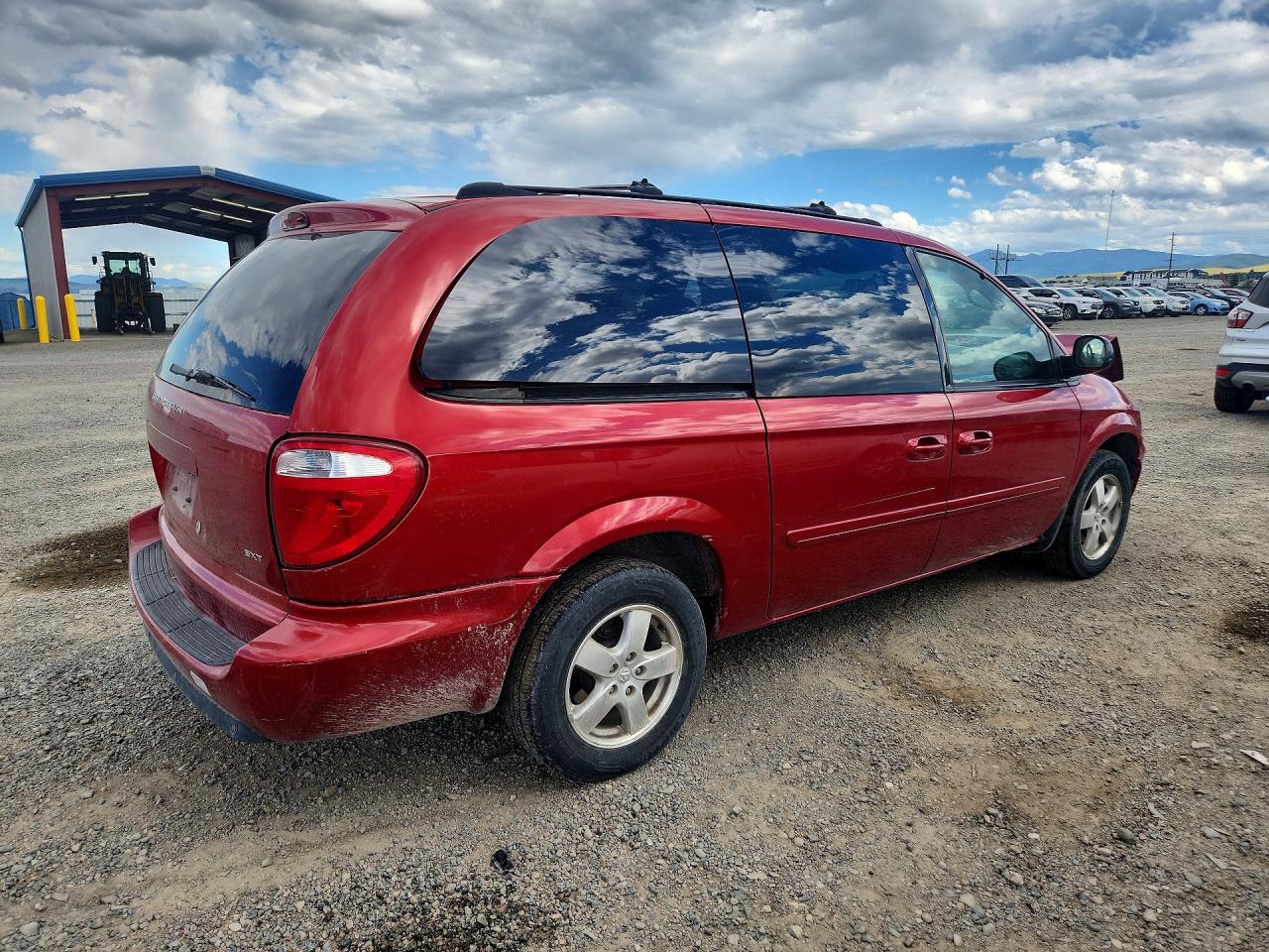 2005 Dodge Grand Caravan Sxt Burgundy vin: 2D4GP44L15R125854