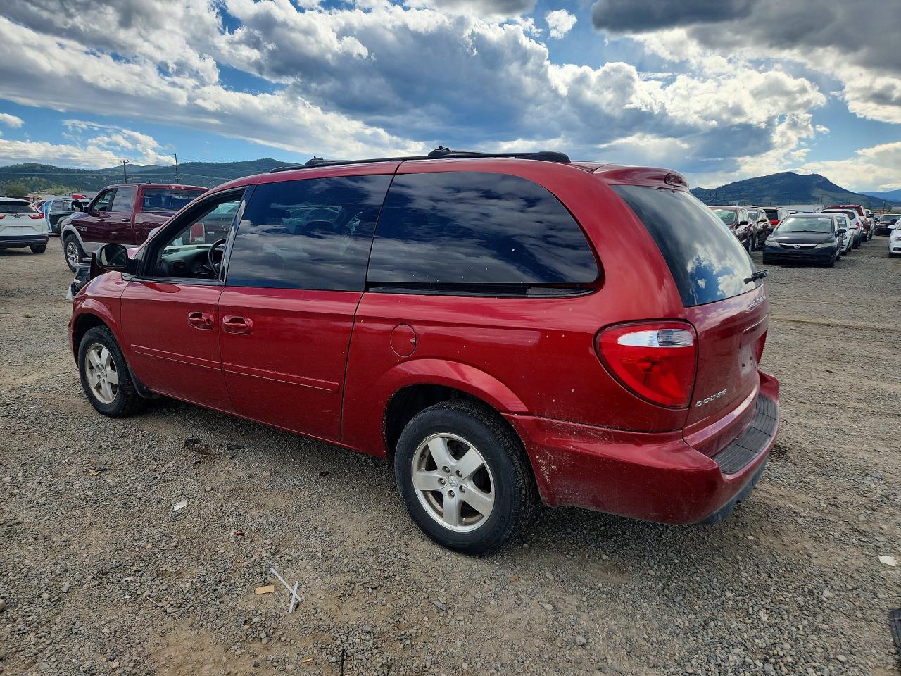 2005 Dodge Grand Caravan Sxt Burgundy vin: 2D4GP44L15R125854
