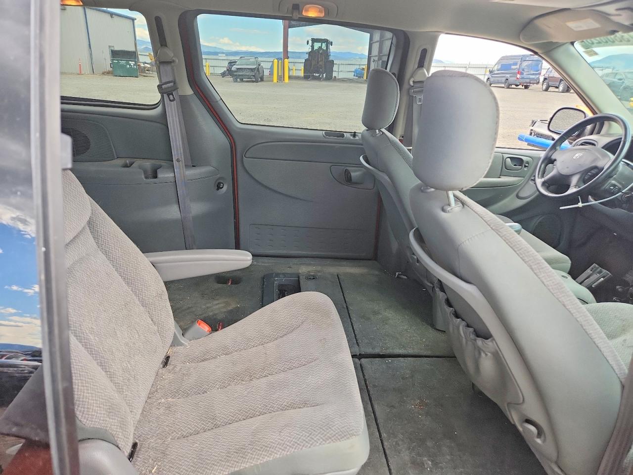 2005 Dodge Grand Caravan Sxt Burgundy vin: 2D4GP44L15R125854