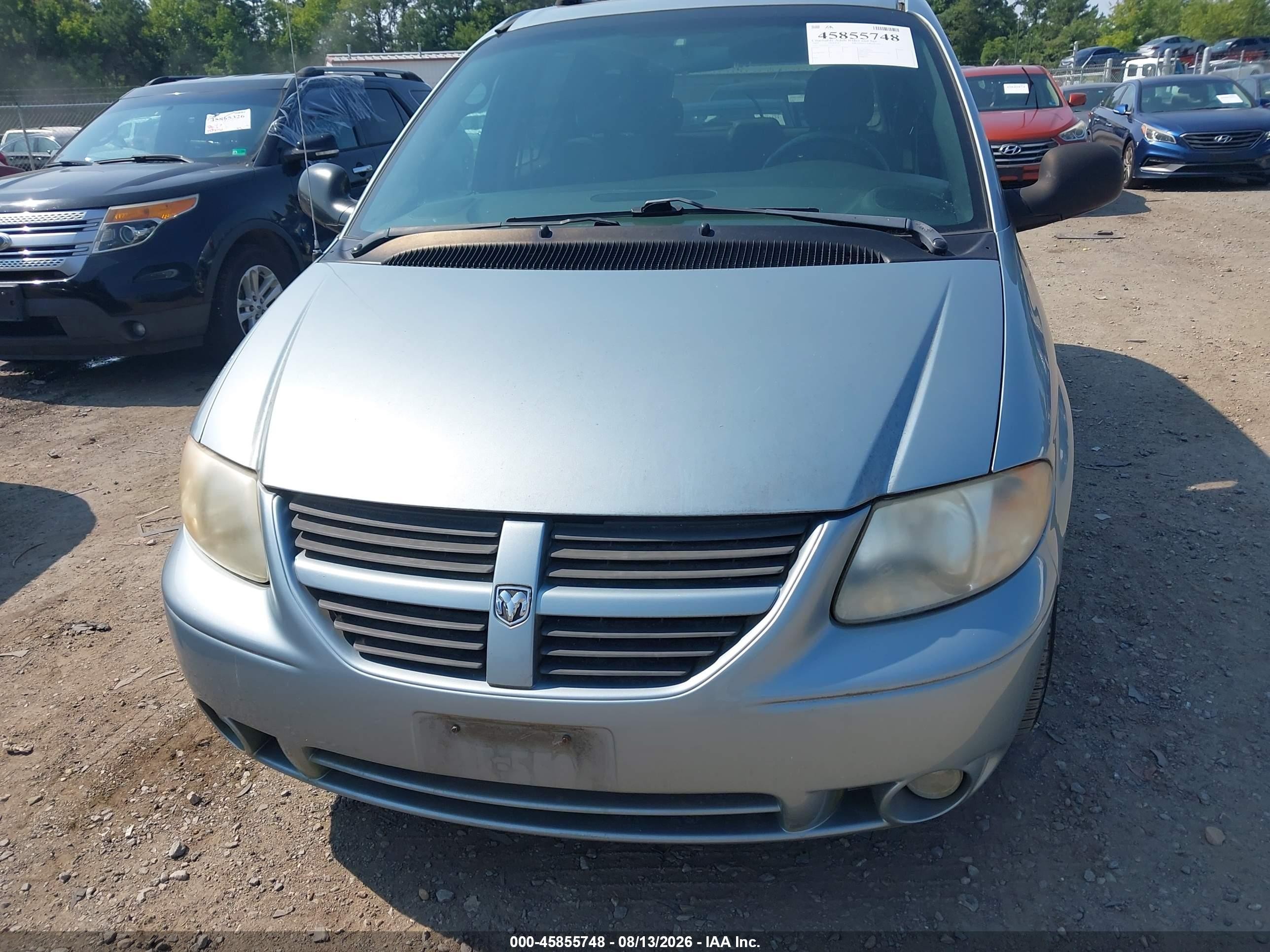 2005 Dodge Grand Caravan Sxt Blue vin: 2D4GP44L15R135316